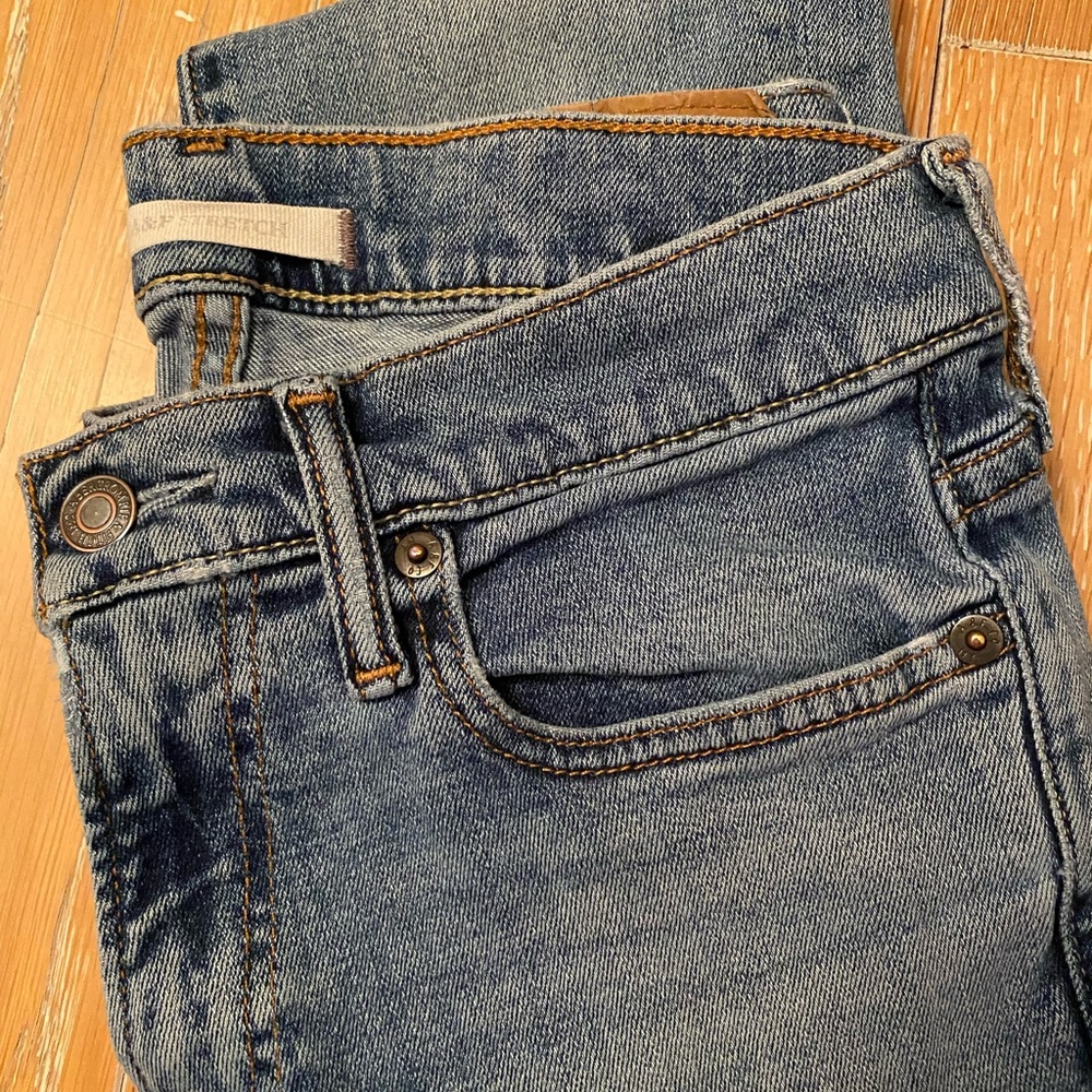 Abercrombie & Fitch Men’s Jeans - Classic Reg./Light Wash, Skinny Fit w. Stretch